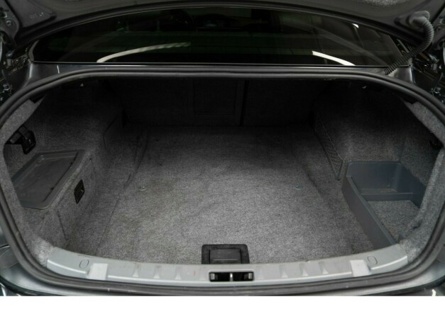 bmw-3-serie-diesel-2008-big-32