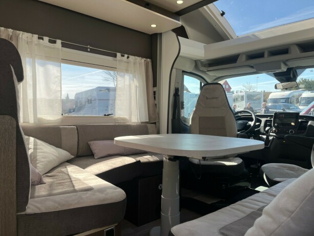 benimar-tessoro-481-elsenkeseng-stor-sittegruppe-diesel-2022-big-23