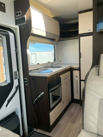 benimar-tessoro-481-elsenkeseng-stor-sittegruppe-diesel-2022-big-30