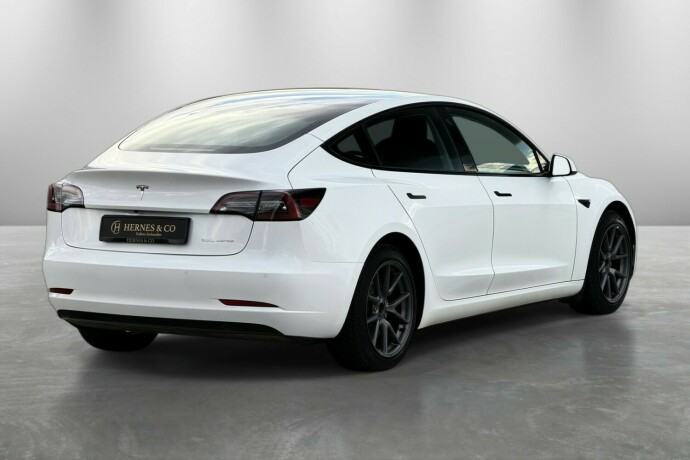 tesla-model-3-elektrisitet-2022-big-8