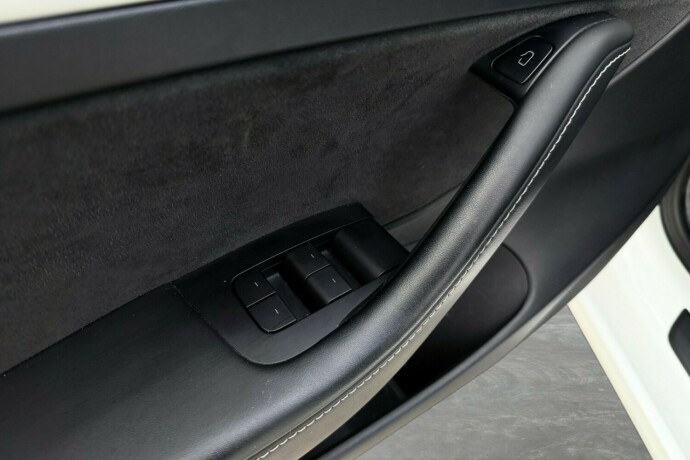 tesla-model-3-elektrisitet-2022-big-21