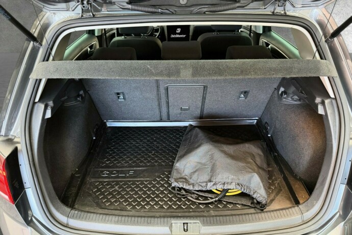 volkswagen-golf-elektrisitet-2018-big-28