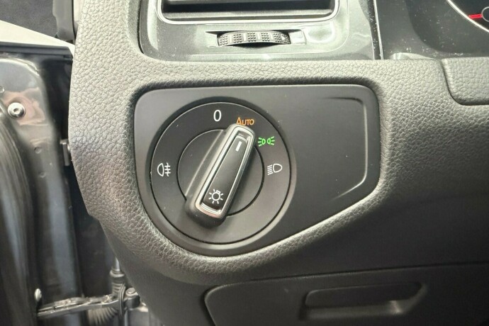 volkswagen-golf-elektrisitet-2018-big-16