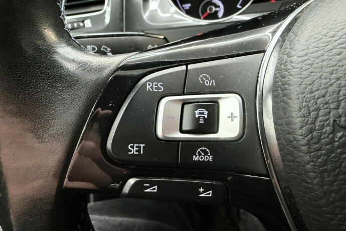 volkswagen-golf-elektrisitet-2018-big-21