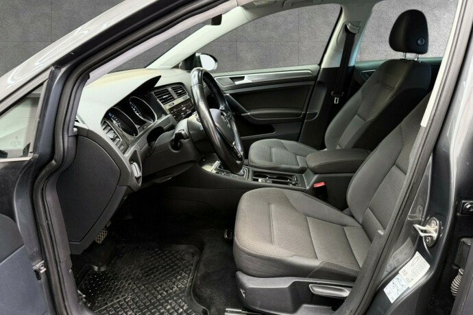 volkswagen-golf-elektrisitet-2018-big-26