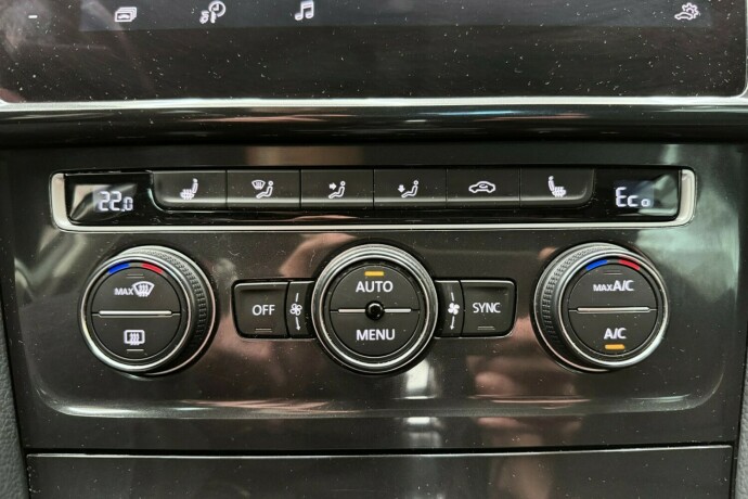 volkswagen-golf-elektrisitet-2018-big-19