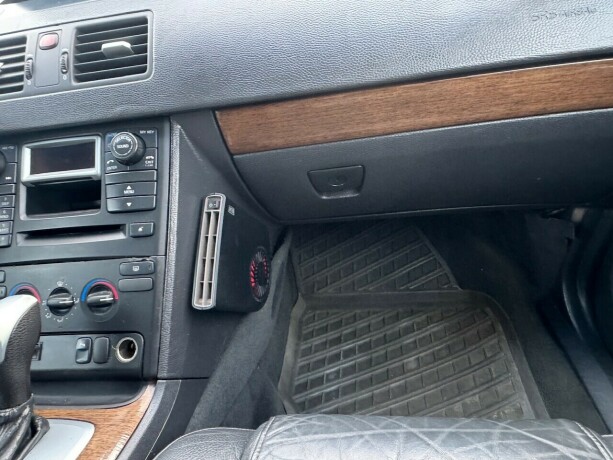 volvo-xc-90-diesel-2004-big-18