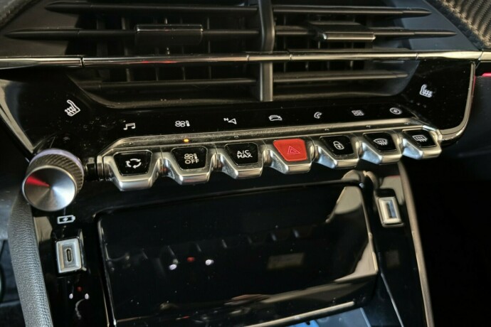 peugeot-208-elektrisitet-2021-big-20