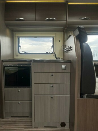 adria-sport-s-650-sf-lav-seng-bak-senkeseng-truma-6eh-tilstandsrapport-fuktgasstest-diesel-2013-big-36