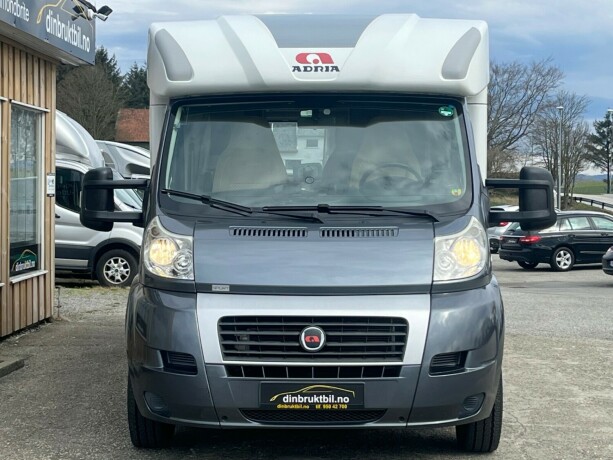 adria-sport-s-650-sf-lav-seng-bak-senkeseng-truma-6eh-tilstandsrapport-fuktgasstest-diesel-2013-big-1