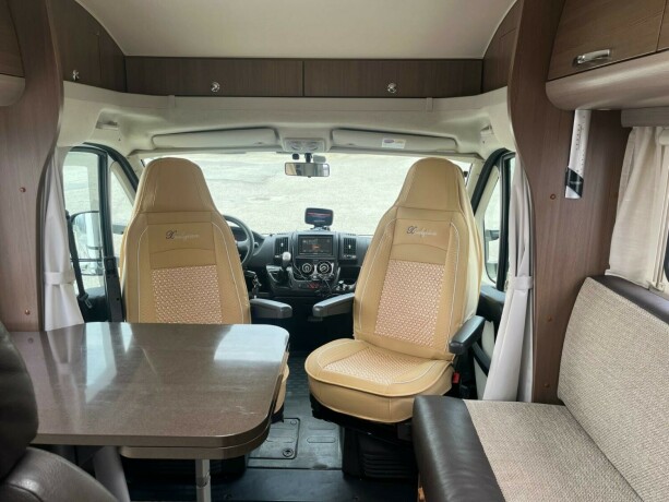 adria-sport-s-650-sf-lav-seng-bak-senkeseng-truma-6eh-tilstandsrapport-fuktgasstest-diesel-2013-big-28