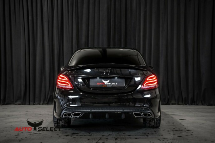 mercedes-benz-bensin-2017-big-10