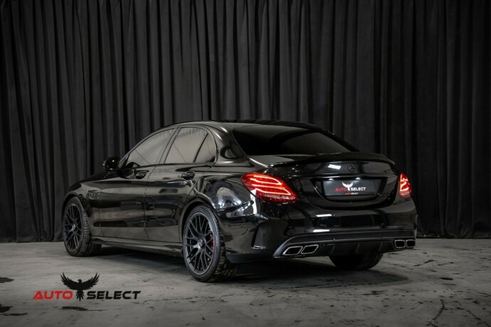 mercedes-benz-bensin-2017-big-9