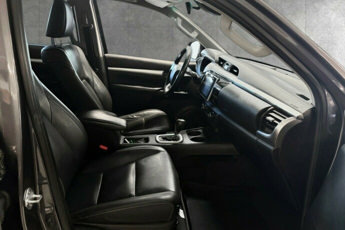 toyota-hilux-diesel-2020-big-11