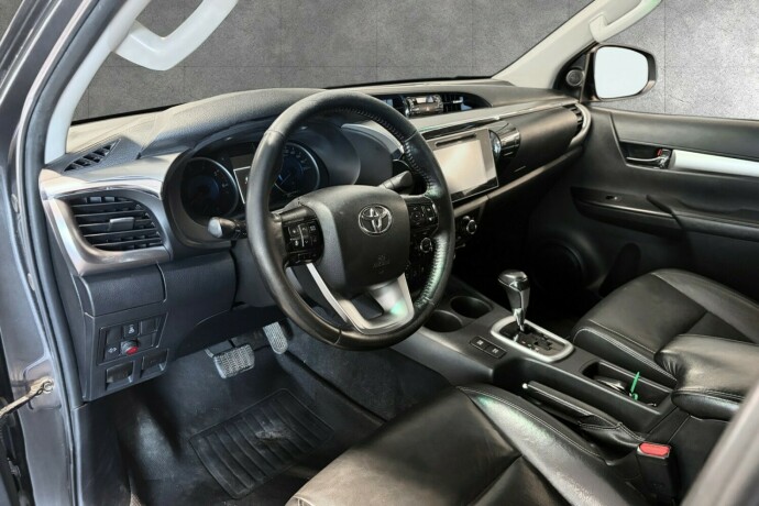 toyota-hilux-diesel-2020-big-18