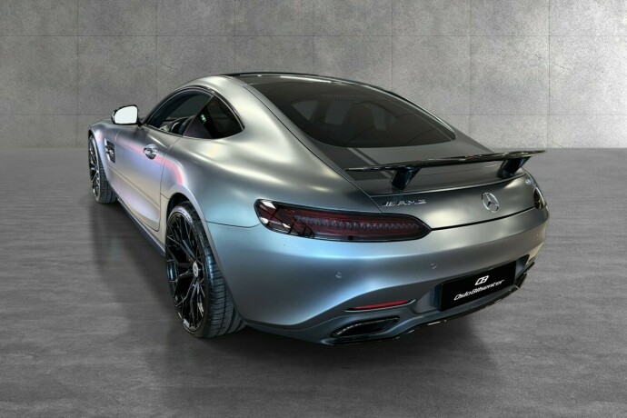 mercedes-benz-amg-gt-s-bensin-2015-big-11