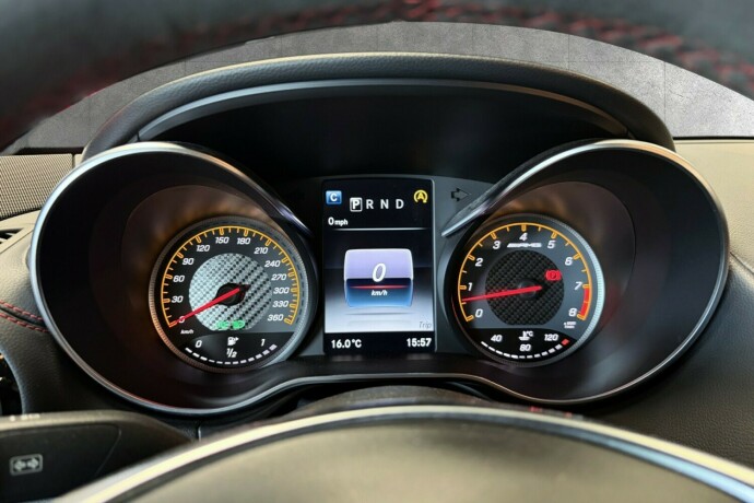 mercedes-benz-amg-gt-s-bensin-2015-big-25