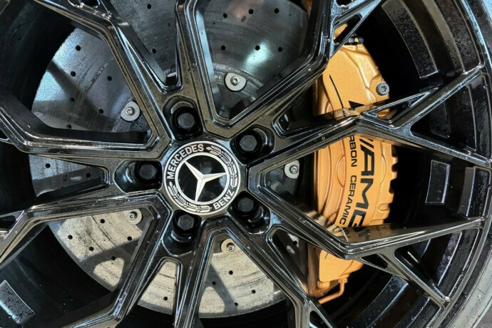 mercedes-benz-amg-gt-s-bensin-2015-big-16