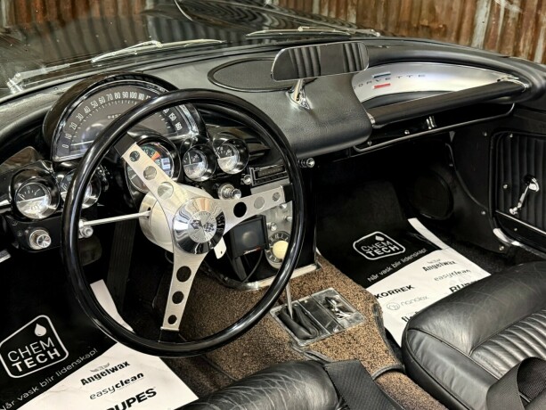 chevrolet-corvette-bensin-1962-big-35