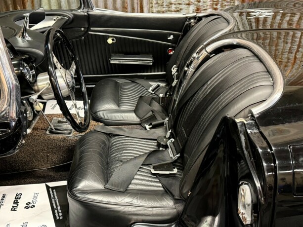 chevrolet-corvette-bensin-1962-big-34