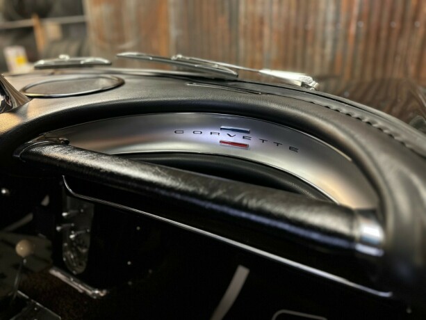 chevrolet-corvette-bensin-1962-big-54