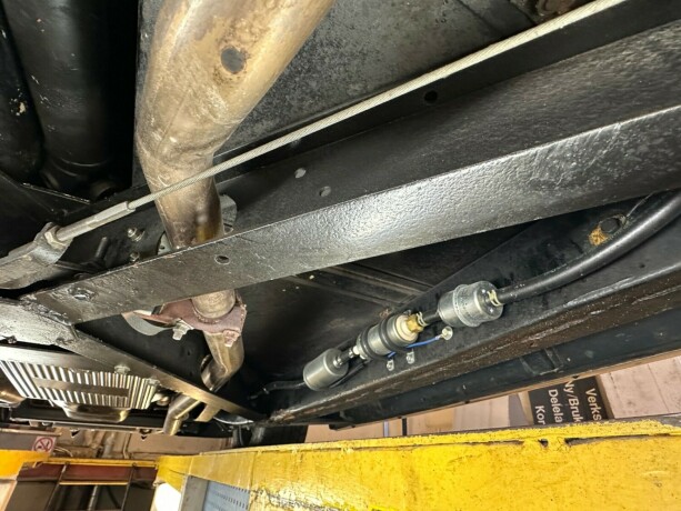 chevrolet-corvette-bensin-1962-big-70