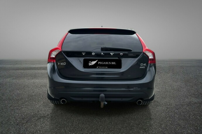 volvo-v60-diesel-2013-big-5