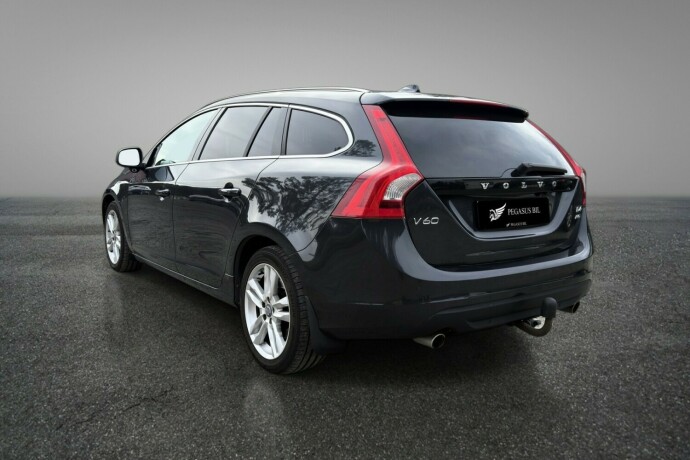 volvo-v60-diesel-2013-big-7