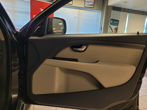 volvo-xc-70-diesel-2016-big-13