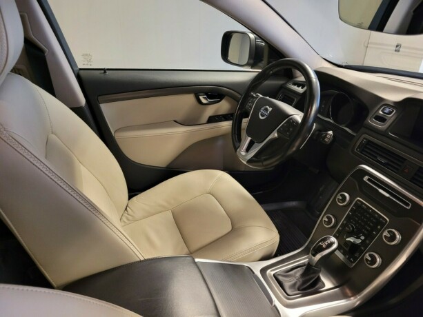 volvo-xc-70-diesel-2016-big-12