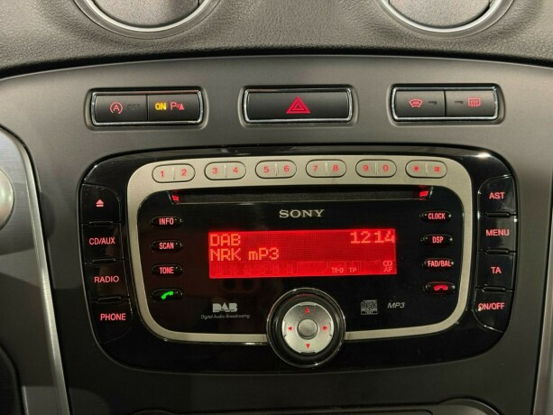 ford-mondeo-diesel-2014-big-19