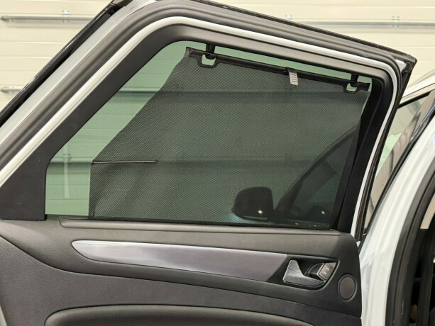 ford-mondeo-diesel-2014-big-12