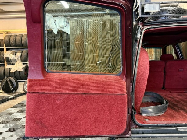 chevrolet-suburban-bensin-1994-big-48