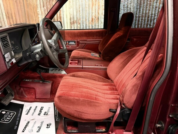 chevrolet-suburban-bensin-1994-big-23