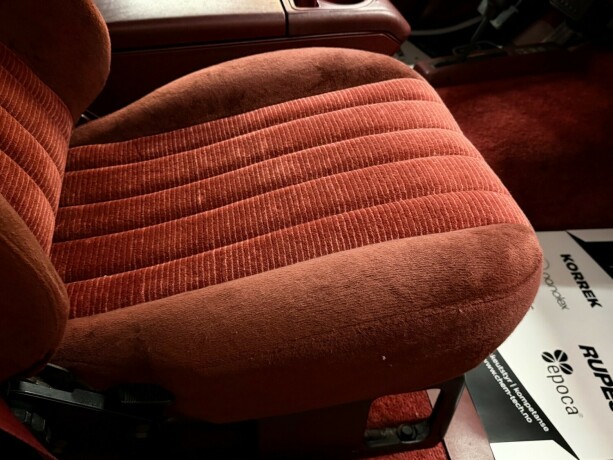 chevrolet-suburban-bensin-1994-big-37