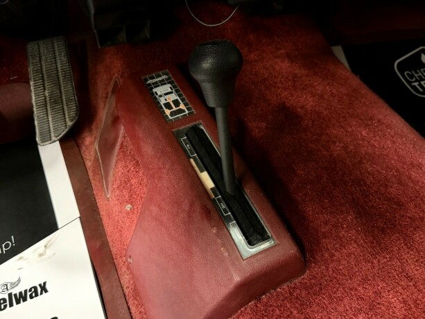 chevrolet-suburban-bensin-1994-big-32