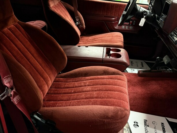 chevrolet-suburban-bensin-1994-big-36