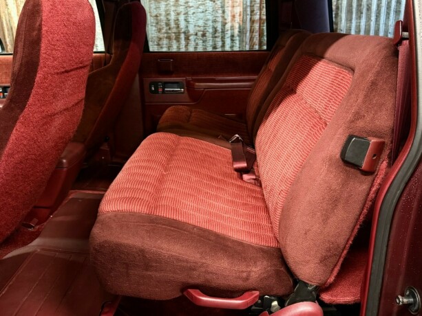 chevrolet-suburban-bensin-1994-big-43