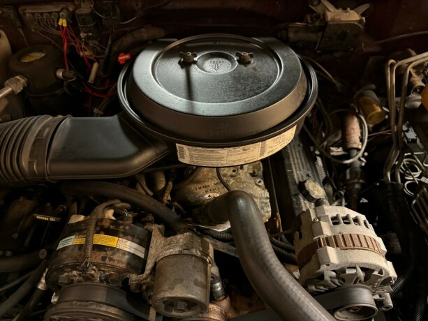 chevrolet-suburban-bensin-1994-big-50