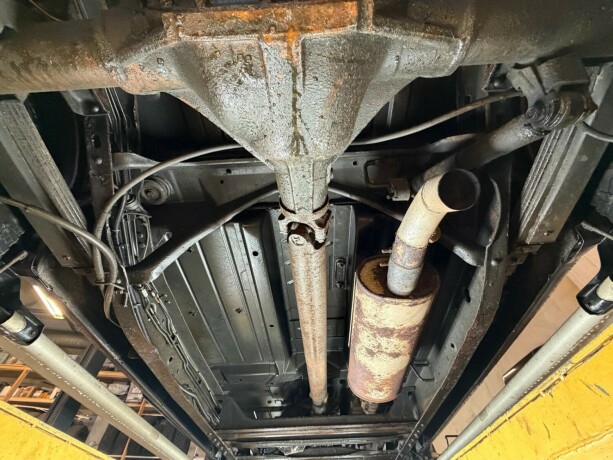 chevrolet-suburban-bensin-1994-big-56