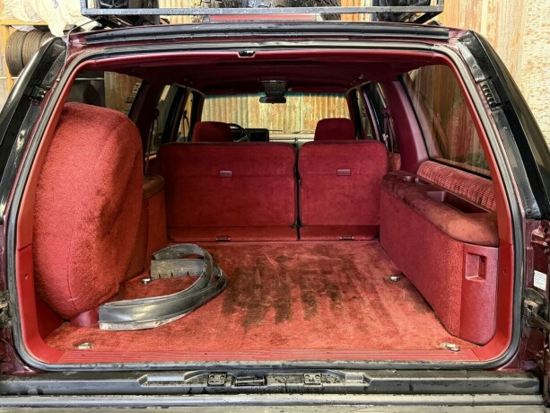 chevrolet-suburban-bensin-1994-big-46