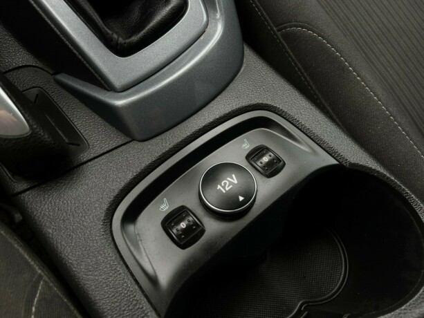 ford-focus-diesel-2011-big-19