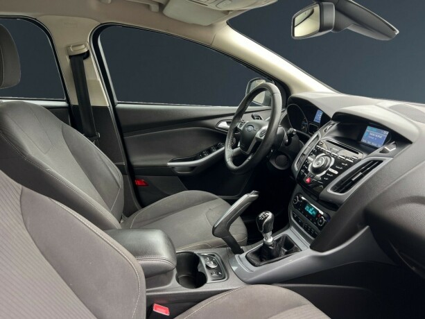 ford-focus-diesel-2011-big-11