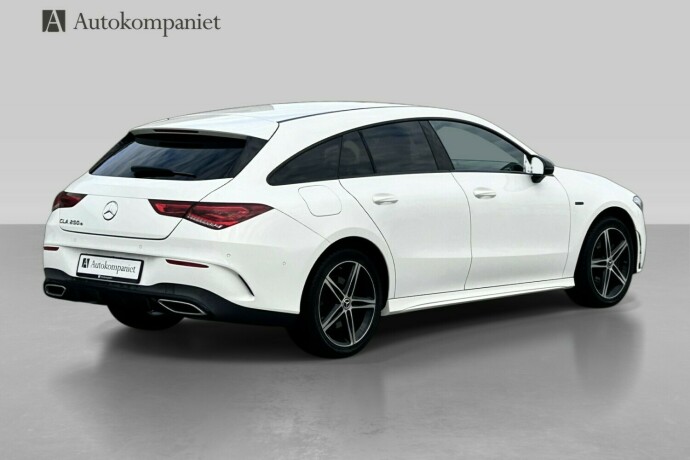 mercedes-benz-cla-elektrisitetbensin-2021-big-1
