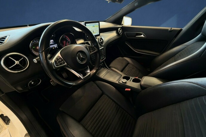 mercedes-benz-cla-bensin-2016-big-8