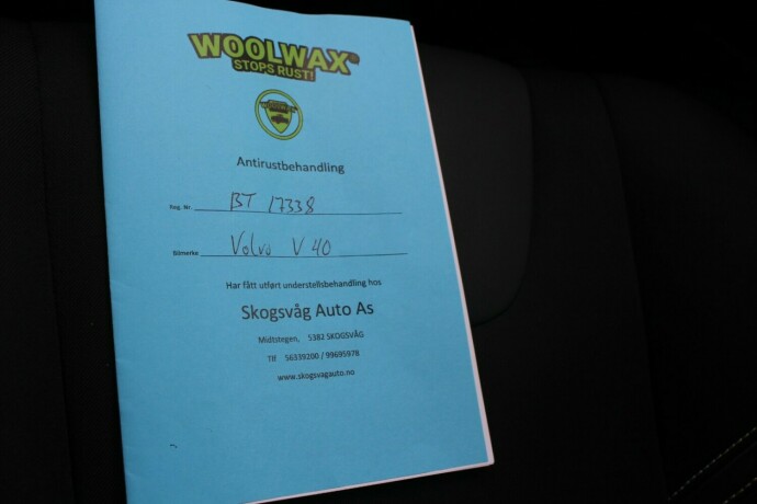 volvo-v40-diesel-2014-big-15