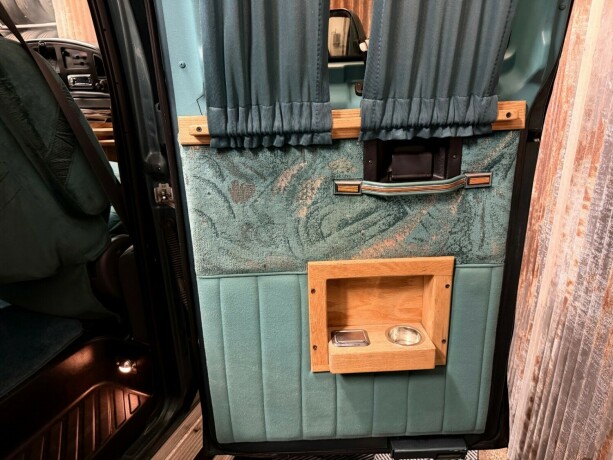 ford-e-350-diesel-1995-big-41