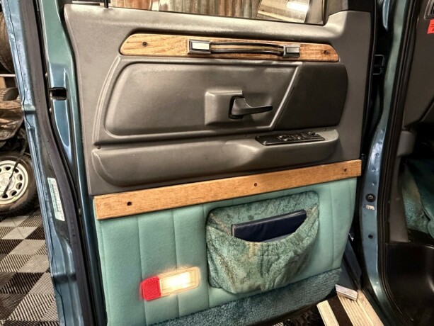 ford-e-350-diesel-1995-big-22