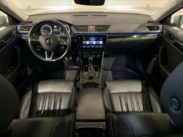 skoda-superb-diesel-2018-big-16