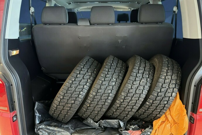 volkswagen-caravelle-diesel-2018-big-19